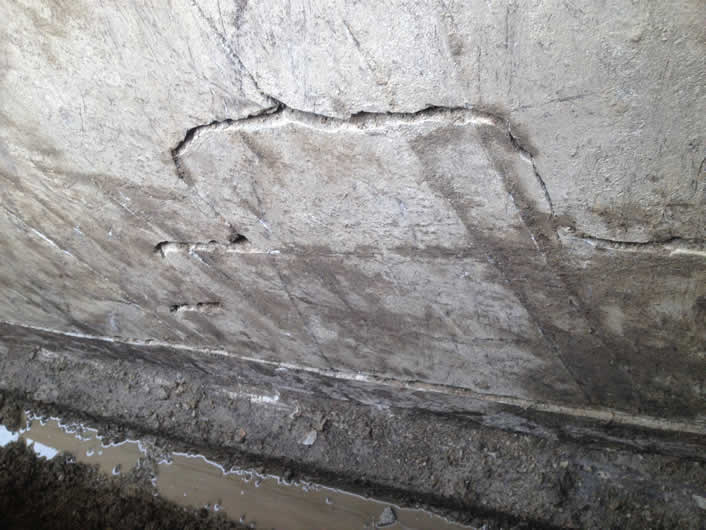 large foundation crack